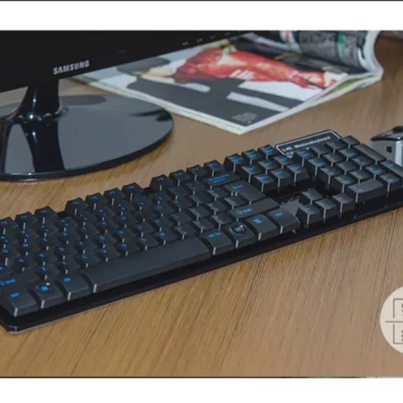 Gaming Keyboard - Picture 3 of 4
